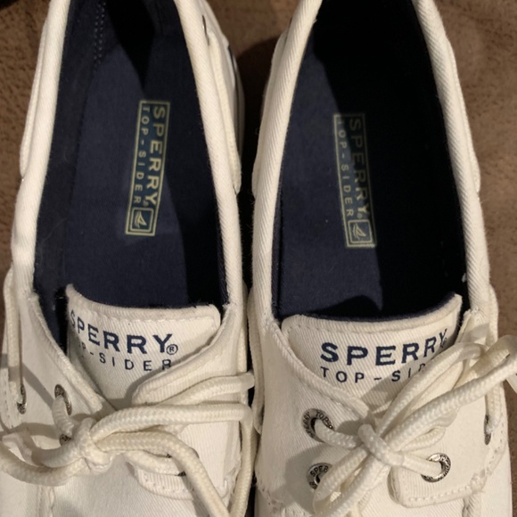 Sperry Top Sider White Boat Shoes  - Size 6 1/2 - Picture 2 of 4